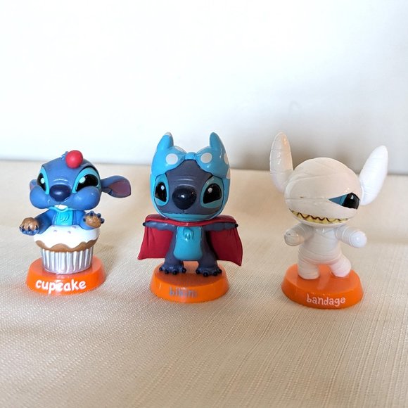 Disney Stitch Bikini Cupcake Bandage Figures Set of 3 From Hong Kong Disneyland - Picture 1 of 3